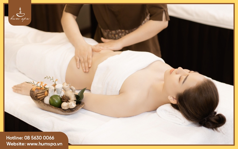 Massage giảm mỡ bụng tại Hum spa