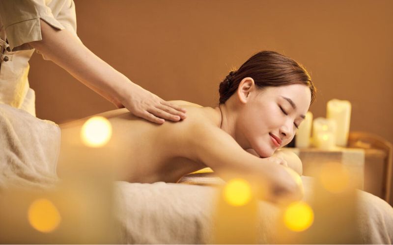 Massage thư giãn giúp cải thiện tuần hoàn máu