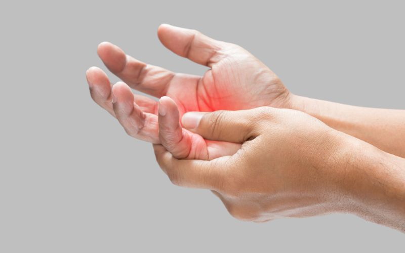 Dấu hiệu nhận biết ngủ bị tê bì chân tay